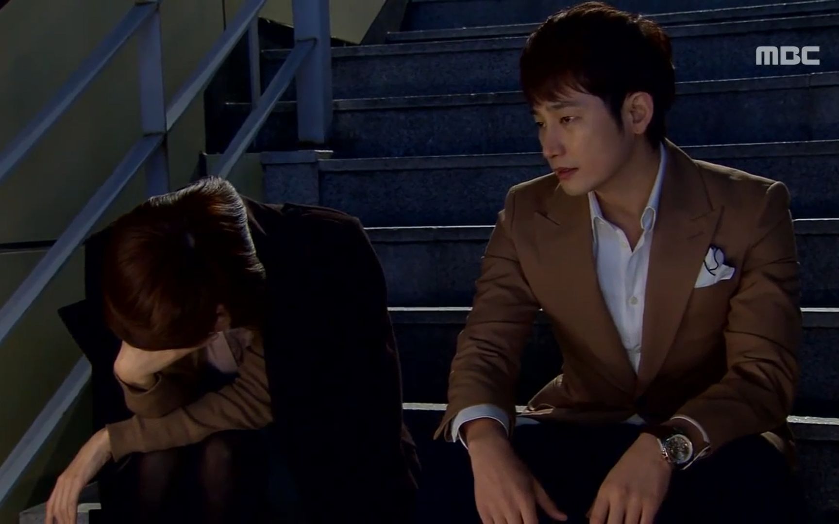 【逆转女王】【演员金南珠】具本部长和黄泰熙的比(hu)惨(tu)大(xin)