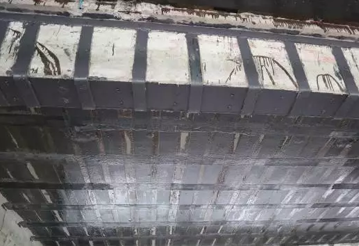 碳纤维工程加固(5mm粘钢加固实际案例粘钢加固实际案例详解) 钢结构钢结构停车场设计 第5张 碳纤维工程加固(5mm粘钢加固实际案例粘钢加固实际案例详解) 钢结构钢结构停车场设计 第5张