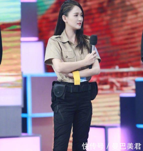 陈乔恩厉害了,165cm的身高却穿出了150cm的