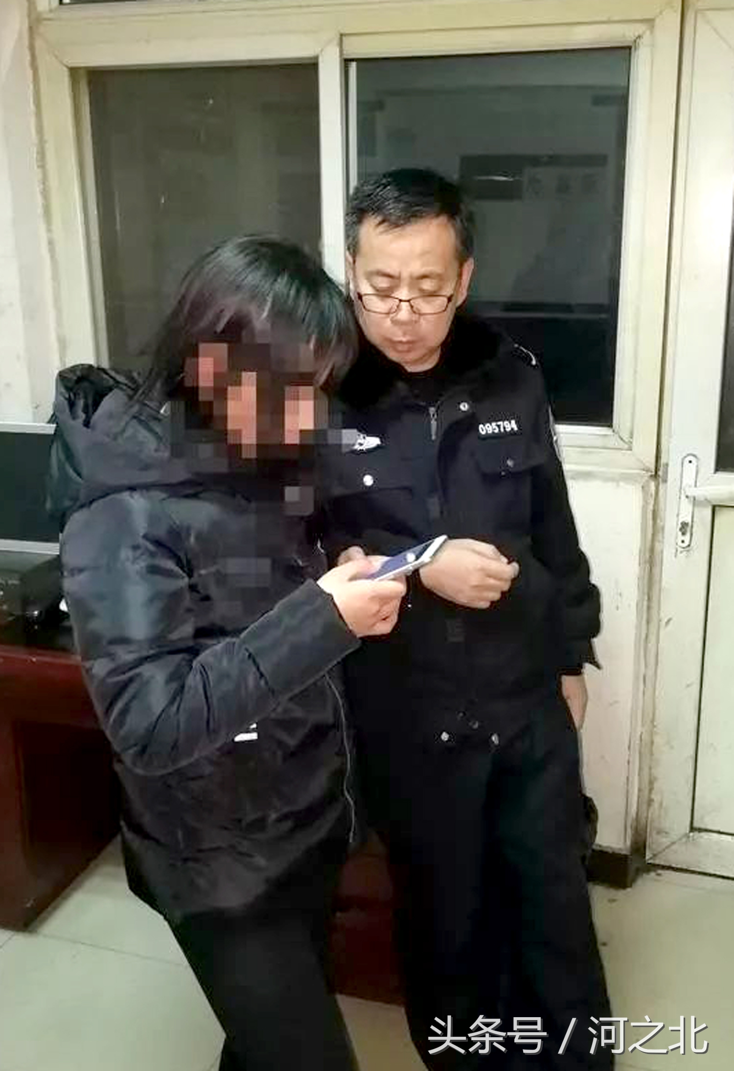未成年少女千里打车见网恋男友 被派出所送回