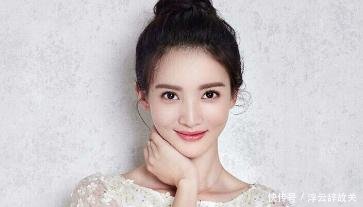 金晨为了祝贺微博粉丝破700万发照片,赤赤回复