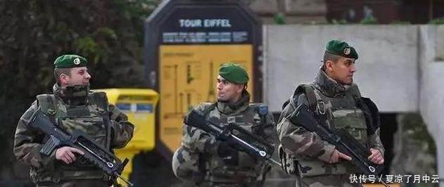 此国取消军队编制,以前很穷,放弃与台湾建交后