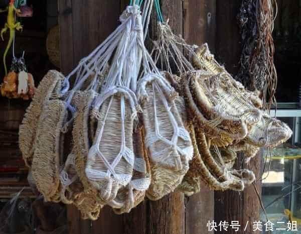 全球商业化最严重的古镇，却很受游客的欢迎！保持特色的商业化！