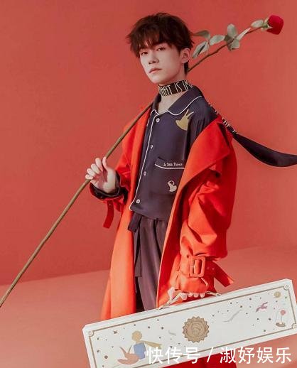 易烊千玺又遭私生饭跟组偷拍,他第一次为此发