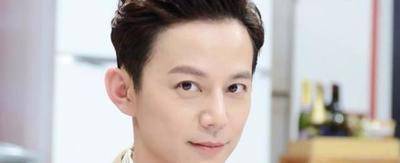 经历过大风大浪的何炅，在娱乐圈的地位怎么样？看完就明白了！