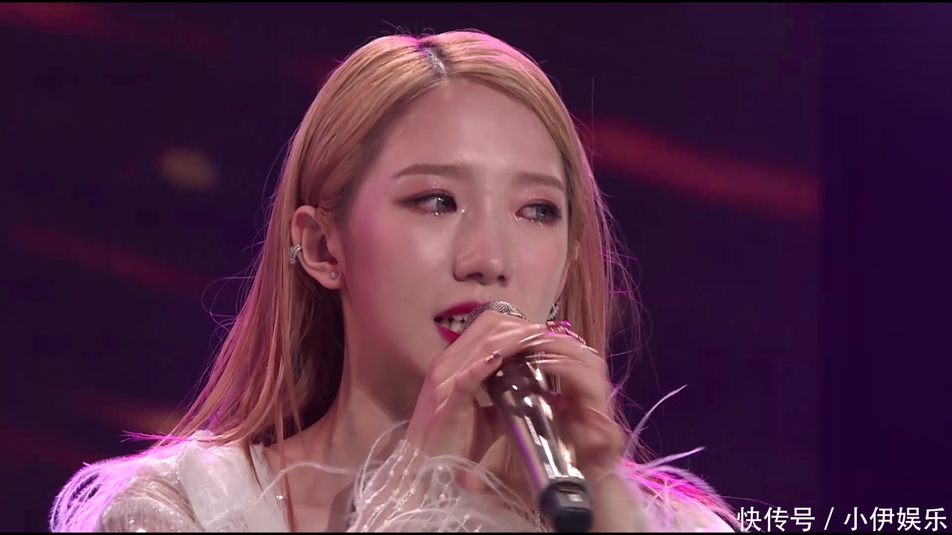 《创造101》让黄子韬告诉你如何用泪水揪着梦