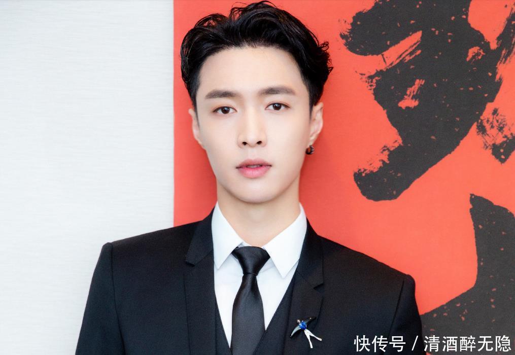 娱乐圈学历最低的明星,她居然技校毕业,而他