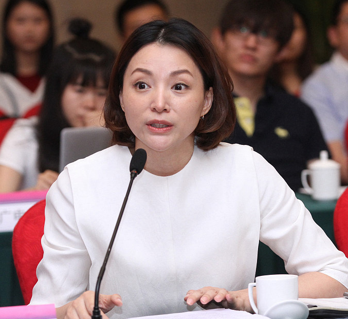 董卿女儿几岁了:董卿有孩子了吗?