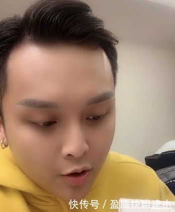 韩安冉直播呼叫小猪先生遭拒,谁注意到她的表