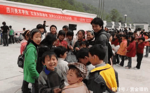 世界最土豪国家, 买中国武器从不问价格, 汶川地震直接捐5亿