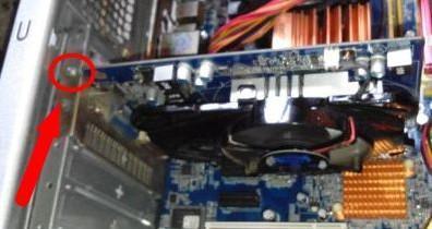 手机开机后黑屏