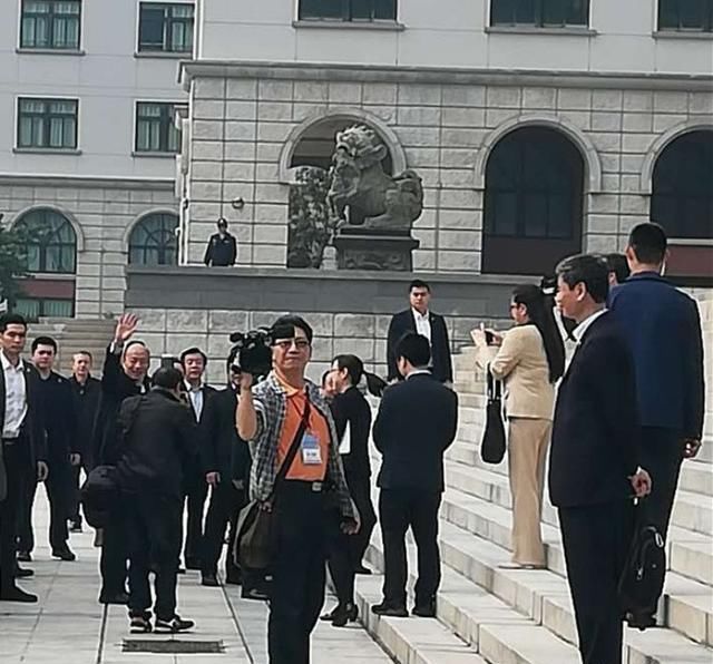 韩国瑜与厦大学者闭门座谈,台湾韩粉跨海追星