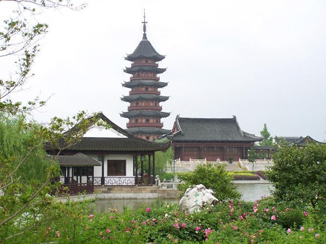 建筑结构 瑞光寺初名普济禅院,据志书记载为孙权为迎接西域康居国