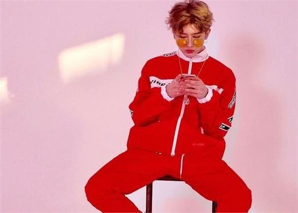 戴上眼镜后的偶像练习生,蔡徐坤潮流范,周彦辰