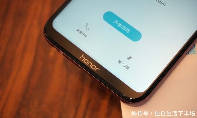 麒麟970新机明天发布 无人机点亮长沙湘江夜空