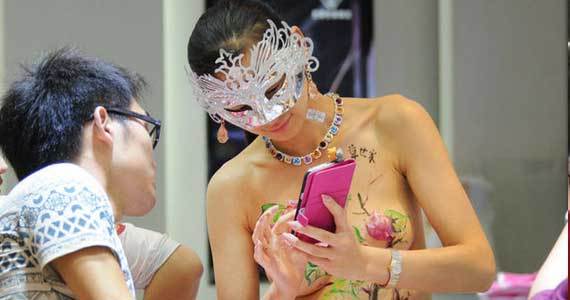 浙江金华人体彩绘图片