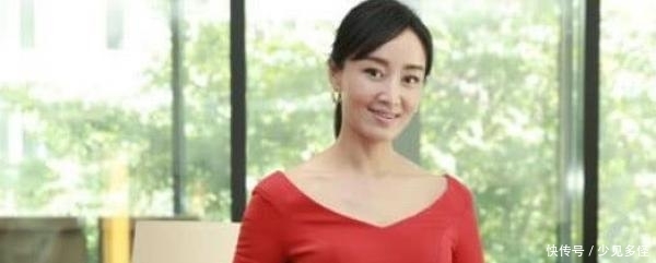 赵丽颖主持春晚