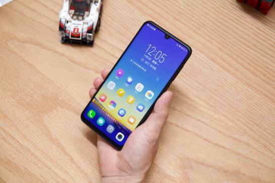 vivo Z3:实力让旗舰手机犯怵!vivo Z1价格悲剧,命
