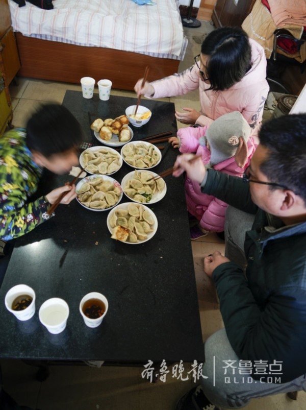 实拍:漫漫两千里,从内蒙古到山东,携家老小回家过年