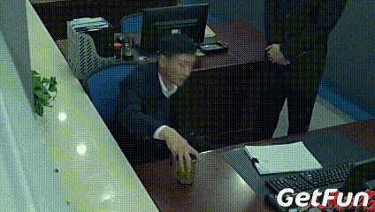 《人民的名义》水杯火了 达康书记的gdp短袖表情包也火了