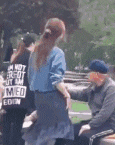 大爷也是个见过大风大浪的人,不为所动