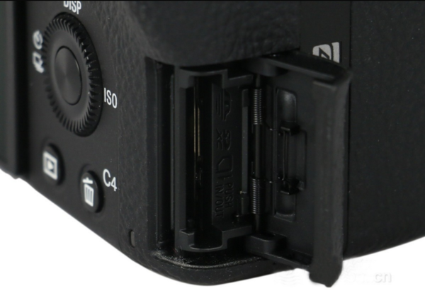 索尼a7r2支持uhs-ii插槽吗_360问答