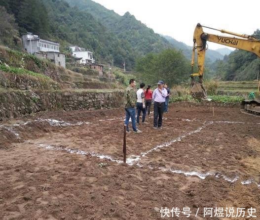 二层楼地基标准