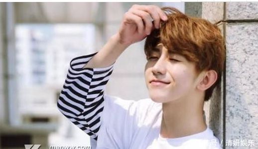 蔡徐坤成立影视文化工作室,为何他一出道就有