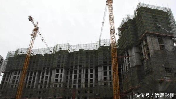 衡水一在建楼盘升降梯折断致11死,曾称多次停