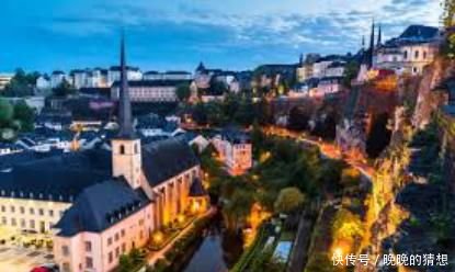 月薪多少能撑起你的家?盘点各国人均工资!