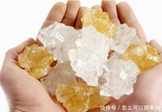 白冰糖和黄冰糖,区别到底在哪里?营养师:瞎买