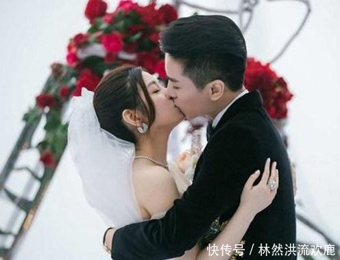 明星婚礼接吻:陈妍希一脸享受,王祖蓝疯狂舌吻