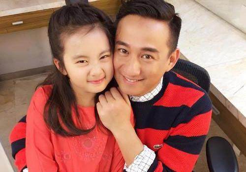 杨幂和刘恺威的女儿真名叫刘苡馨,明星们的孩