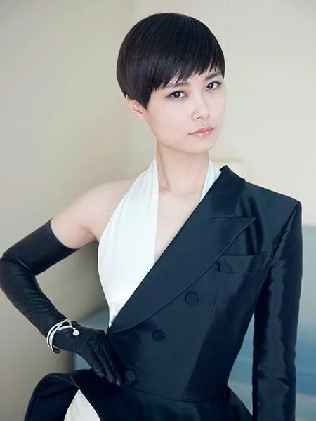t01beb63281d77ffe46.jpg?size=450x600