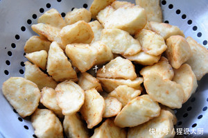 逢年过节百吃不厌的一道菜“红烧茄子”其实做法很简单!