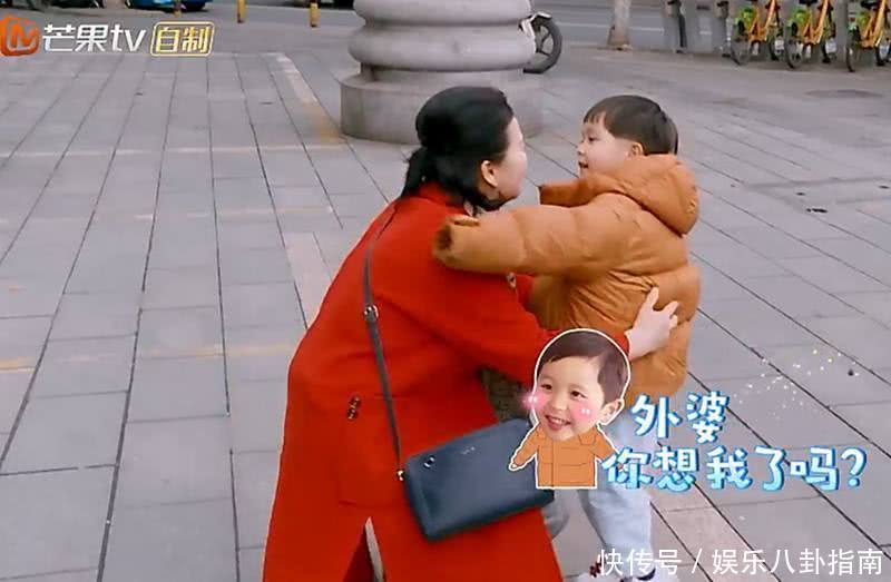 大麟子说英文超搞笑,邓莎在车上直冒汗,网友:抖