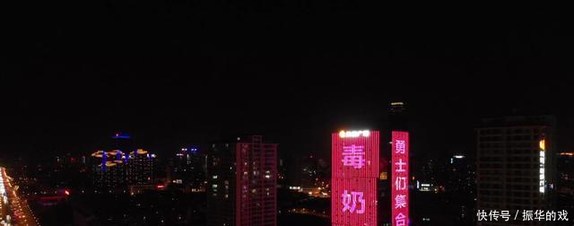 城市投屏现奶粉口号,DNF十周年将有大事发生