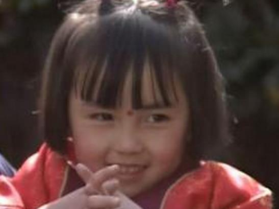 她三岁出演《红楼梦》，远嫁日本却传言被渣男抛弃，如今杳无音信