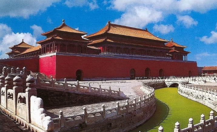 t01c4d379023e518075.jpg