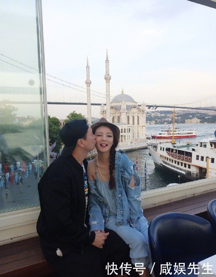 安以轩陈荣炼高调秀恩爱!当年结婚照福利大公