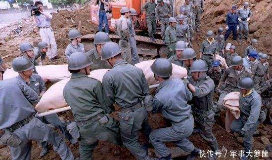 汶川大地震中,哪些国家对中国伸出了援助之手