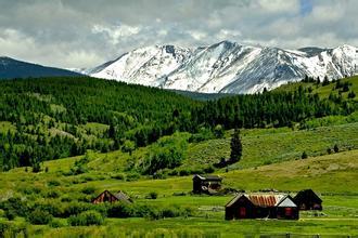 蒙大拿州 (montana -- mt)位于美国西部落基山区.