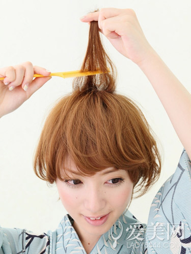 短发波波头怎么打理发饰修饰清爽动人_360问