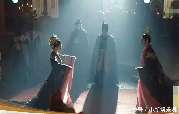 《扶摇》阮经天和杨幂大婚,国公又被骗了,这俩