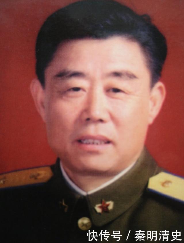 他本是营长,三炮打下美军战机,后升任师参谋长