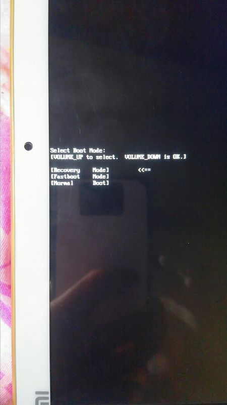 小米平板能充电,开机进入不了页面,然后同时按
