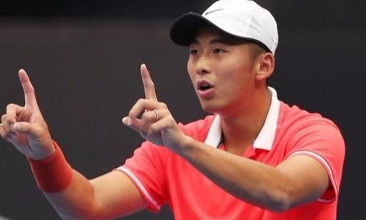 哥张择逆转对手,成功晋级2019年澳网资格赛决