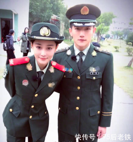 何捷微博曝光曾发文为张馨予怼黑粉,经纪人透