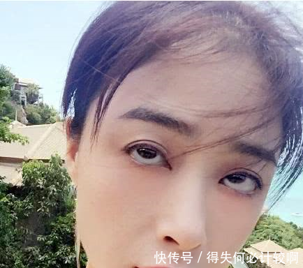 女星也爱翻白眼,迪丽热巴可爱,杨颖惊悚,赵丽颖