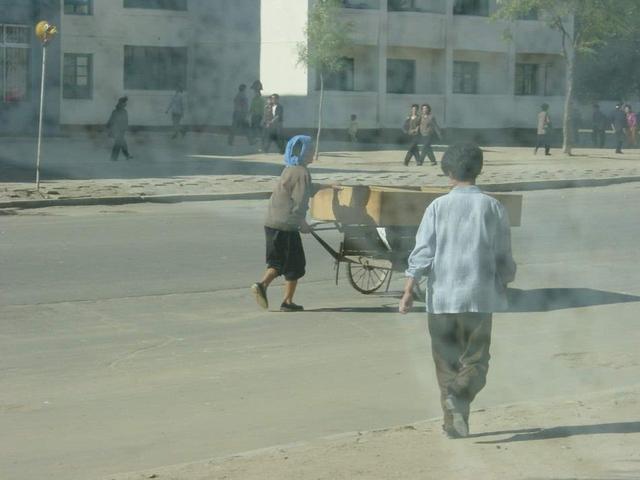 一名中国游客眼中的朝鲜,和导游口中的朝鲜差别有多大?